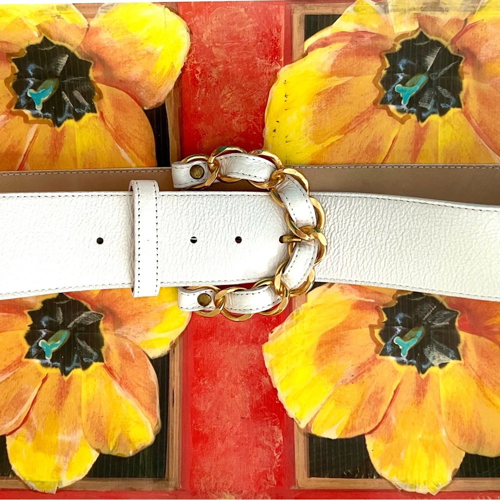 LEATHEROCK White Leather Belt Gold Embellishment L 36 Like New Condition!